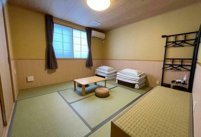 اتاق استاندارد, Guesthouse Oc