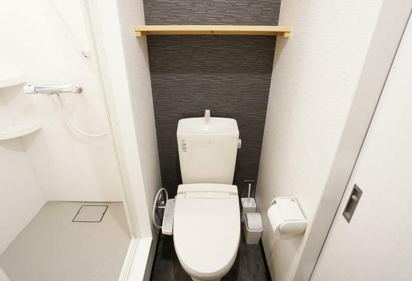 غرفة عائلية, Poly Hostel Osaka