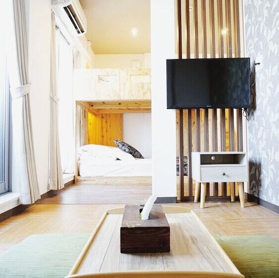 غرفة عائلية, Poly Hostel Osaka
