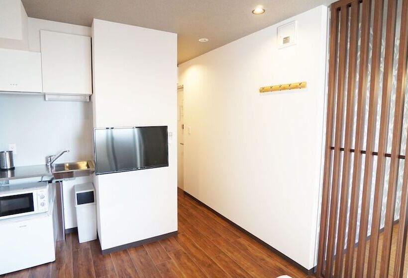 غرفة عائلية, Poly Hostel Osaka