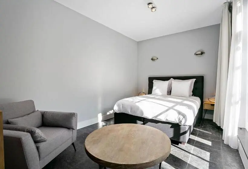 اتاق استاندارد, Fish Market B&b