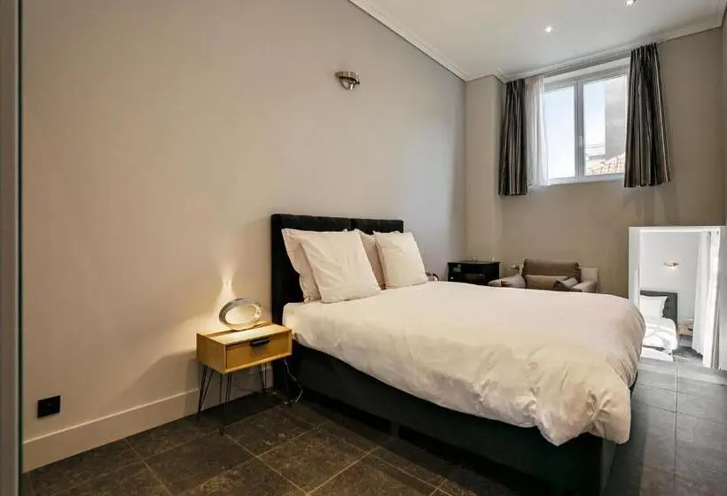 اتاق استاندارد, Fish Market B&b
