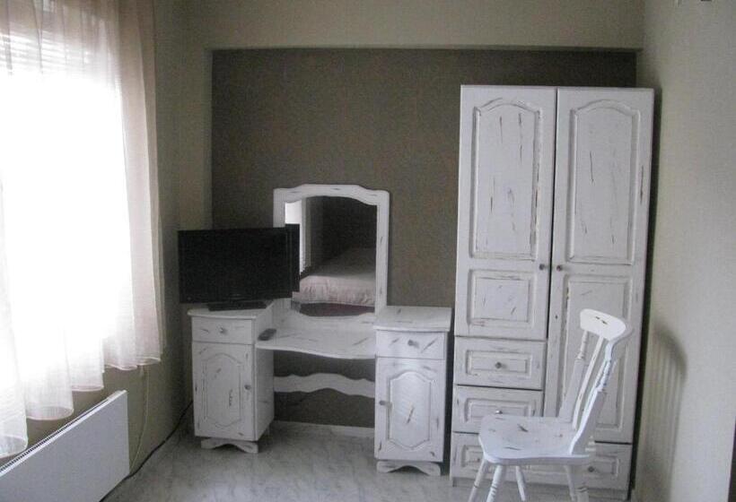 스탠다드 룸, Family Hotel Kartala