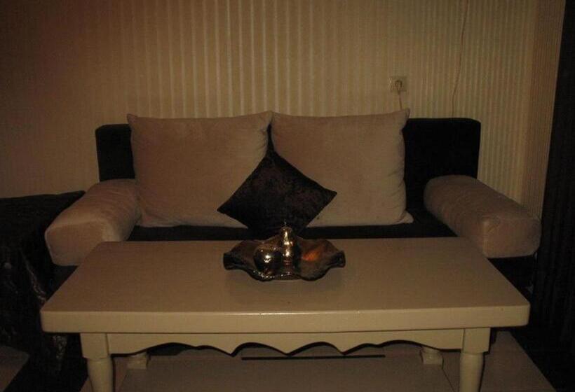 침실 1개 발코니 아파트, Family Hotel Kartala
