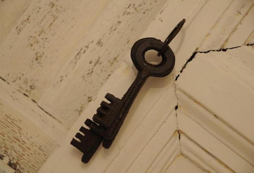 اتاق استاندارد, Iblainsuite