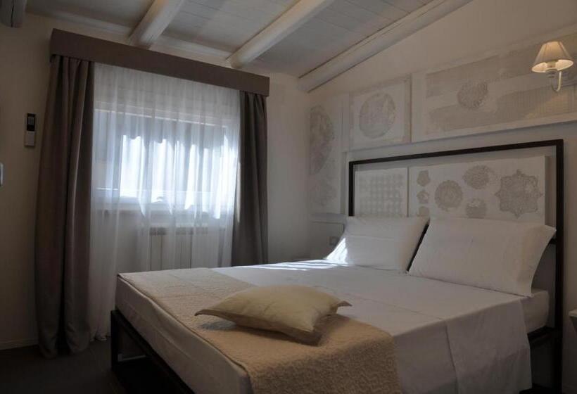 اتاق عادی, Iblainsuite