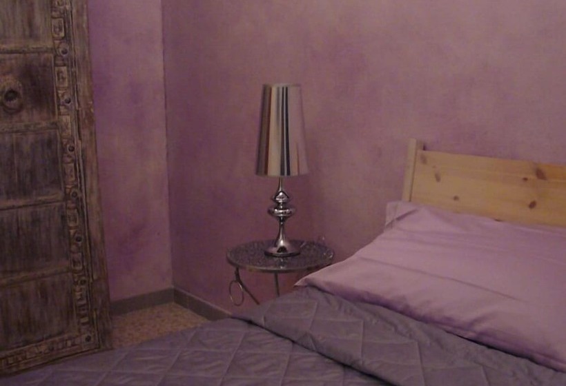 标准单人间, Residenza Del Turista