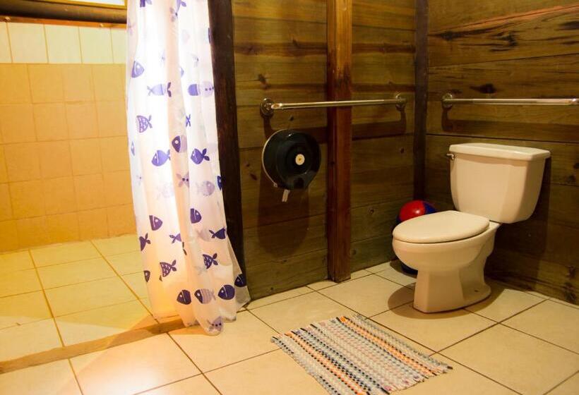 غرفة قياسية ثلاثية مزودة بشرفة, Canto De Ballenas