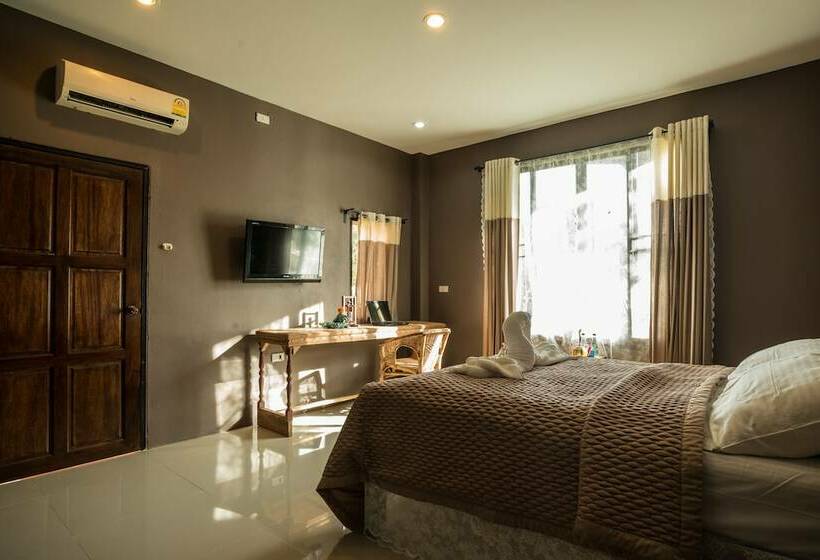بانگلوی لوکس, Pai Nai Fun Resort