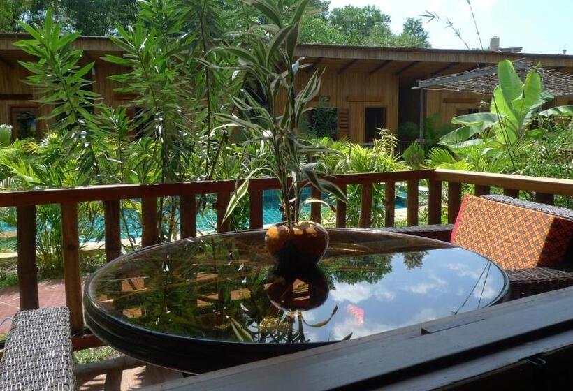 Номер Deluxe Вид на Сад, Sok Sabay Resort