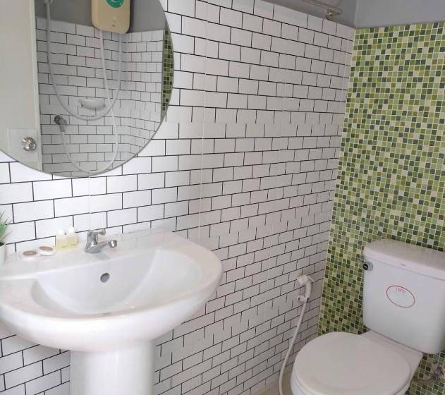 غرفة قياسية, Italay Zone Sea