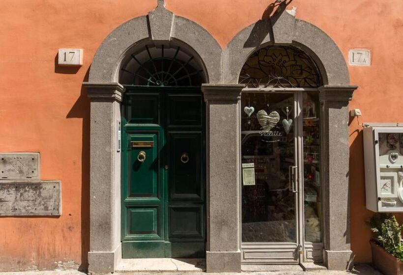 חדר דלוקס לשלושה, Piccolo Trevi Suites
