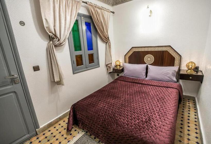 标准间, Riad Skilfo