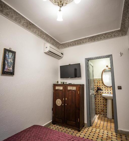 标准间, Riad Skilfo