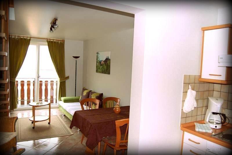 1 Bedroom Apartment Lake View, B&b Roudenhaff