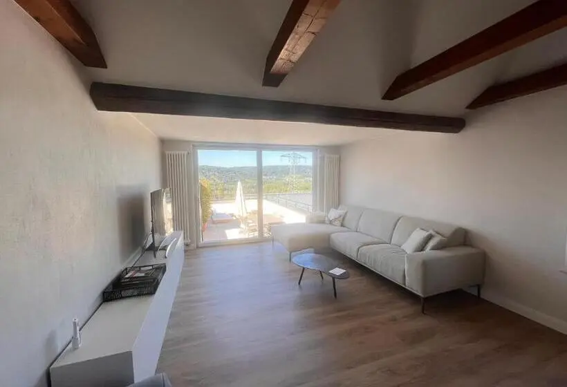 Teraslı 1 Yatak Odalı Daire, B&b Roudenhaff