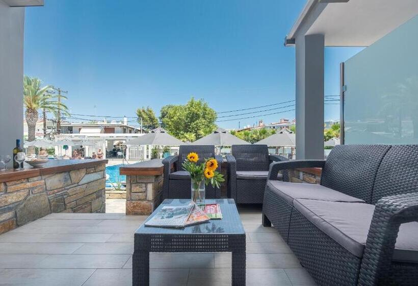 디럭스 4인 룸, Dionysos Hotel & Suites