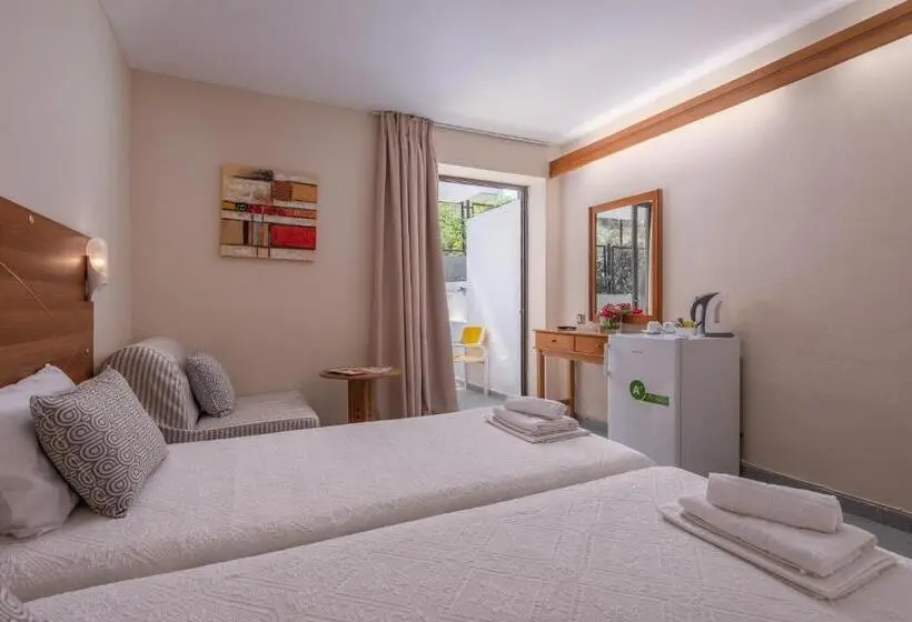 Standard-huone, Dionysos Hotel & Suites
