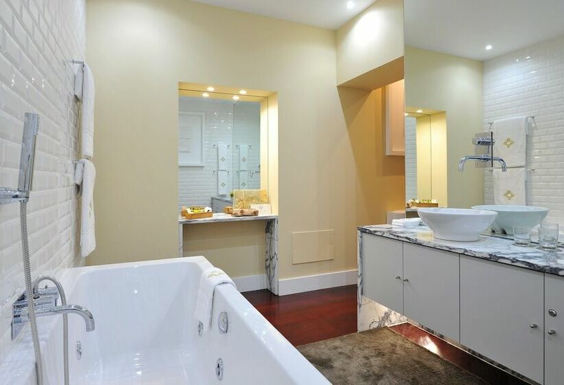 标准间, Fonte Da Foz