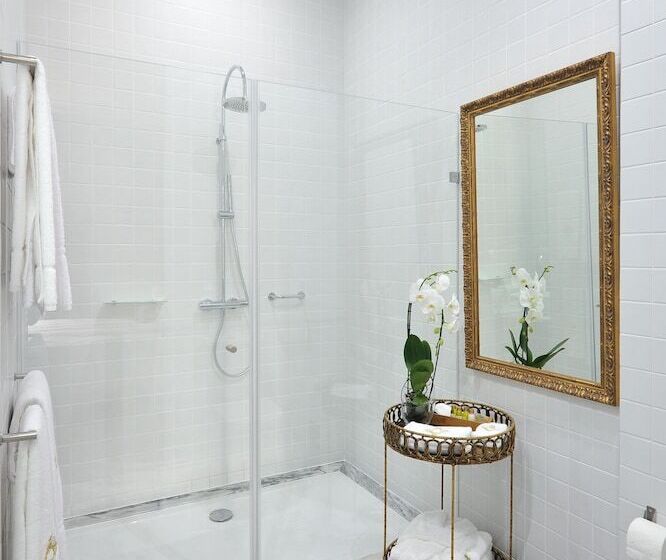 标准间, Fonte Da Foz