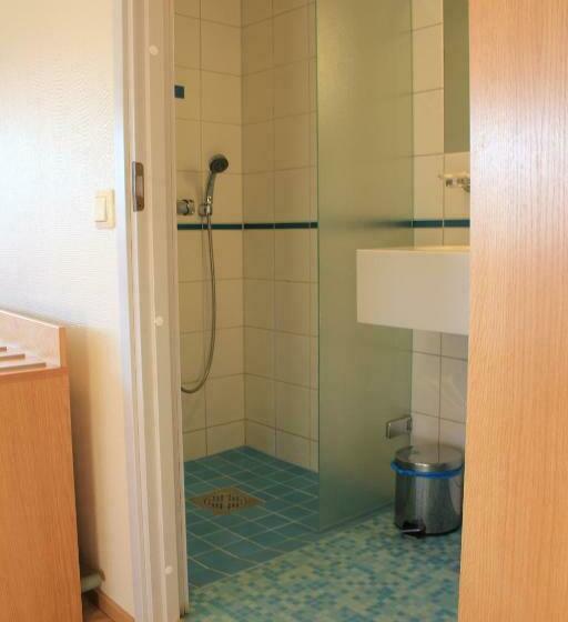 اتاق استاندارد, Hesehotelli Turku Linja Autoasema