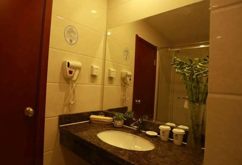Perhehuone, Greentree Inn Shandong Yantai Fushan District Yongda Street Express