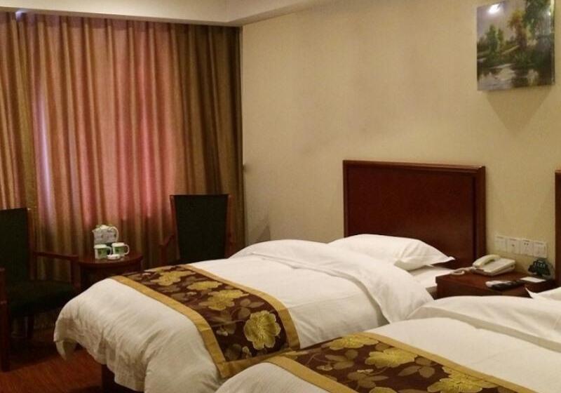 Семейный Номер, Greentree Inn Shandong Yantai Fushan District Yongda Street Express