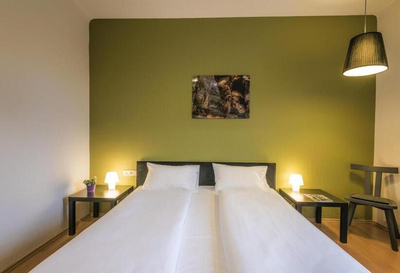 اتاق استاندارد, Trail Inn Natur & Sport