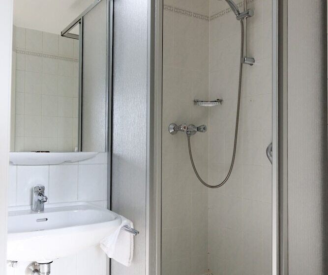 اتاق استاندارد یک نفره, Trail Inn Natur & Sport