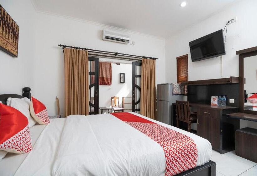 디럭스 룸, Zen Rooms Panen House