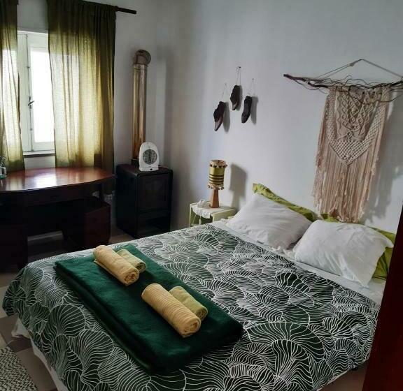 اتاق استاندارد با سرویس بهداشتی مشترک, Olive Hostel Lagos