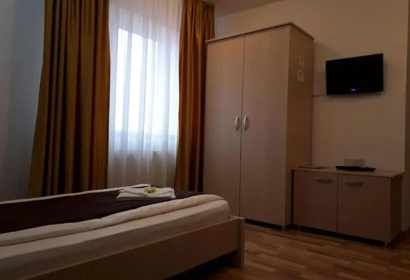 اتاق استاندارد سه نفره, City Comfort Villa