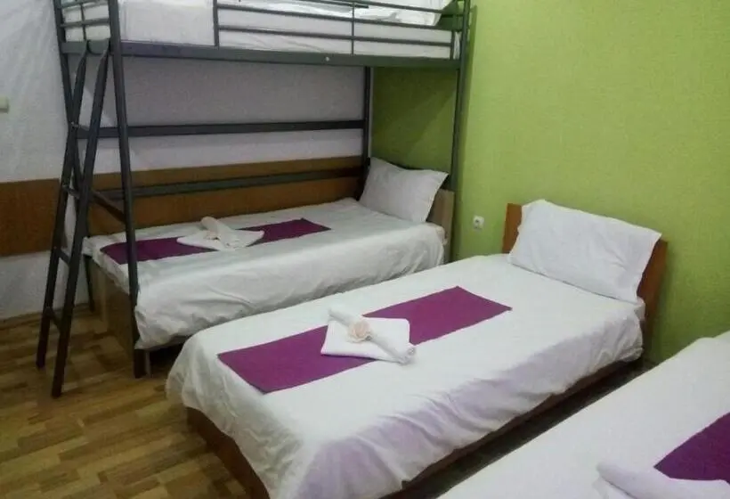 اتاق کلاسیک چهارنفره, City Comfort Villa