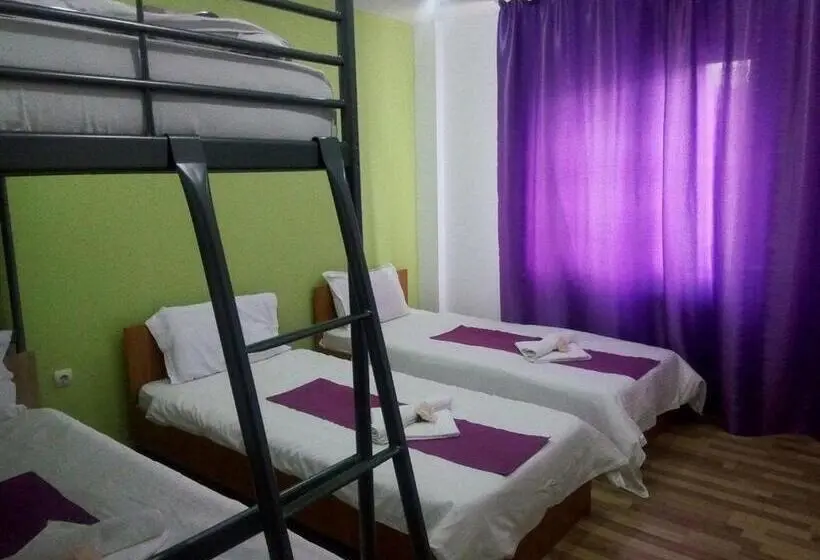 اتاق کلاسیک چهارنفره, City Comfort Villa