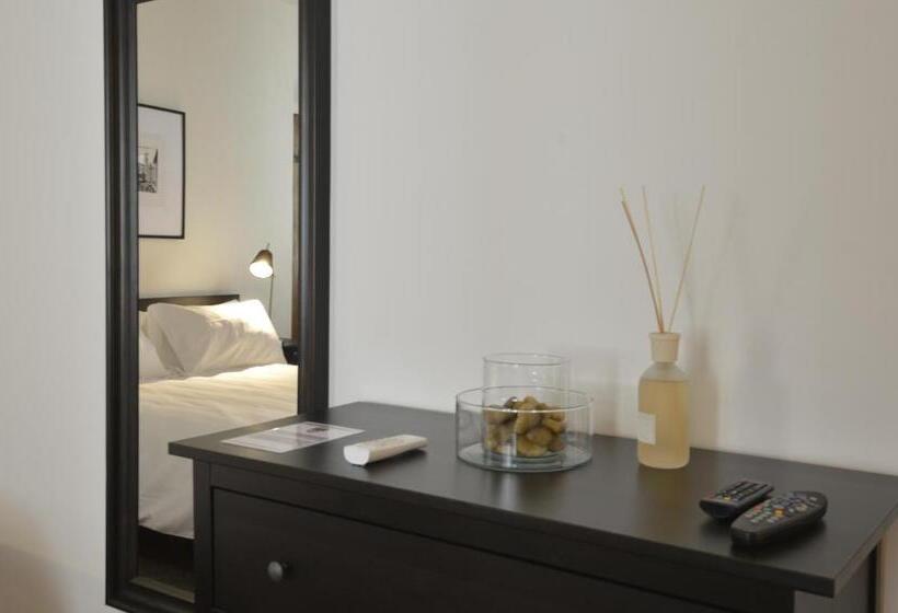 اتاق اجرایی, Toscanelli Residenza D'epoca