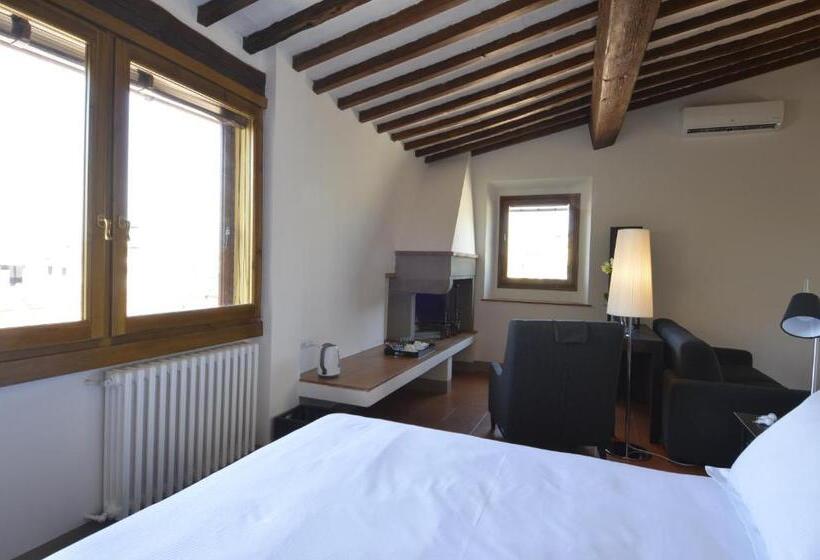 مجموعه ویستا شهر, Toscanelli Residenza D'epoca