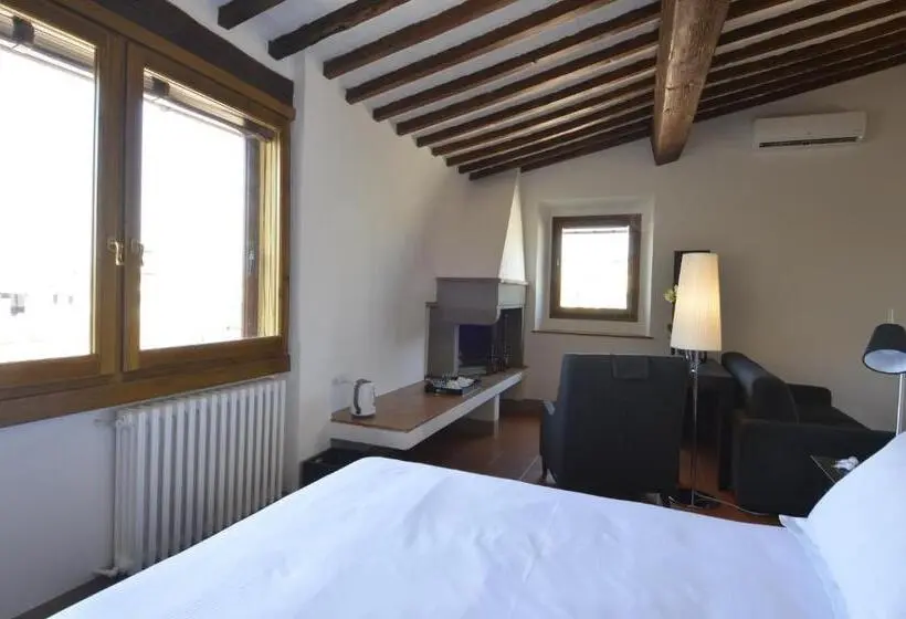 مجموعه ویستا شهر, Toscanelli Residenza D'epoca