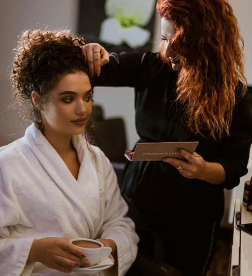 جناح, Privilege Hotel & Spa