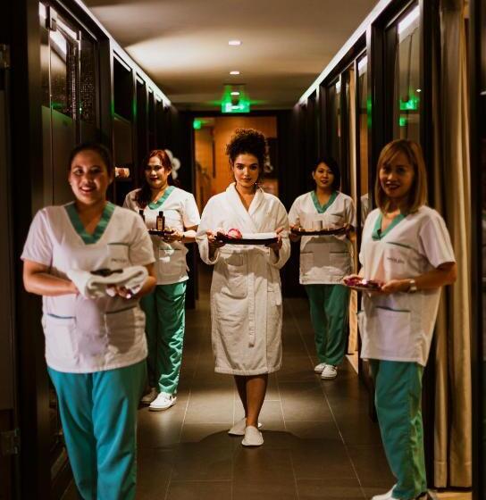 스위트, Privilege Hotel & Spa