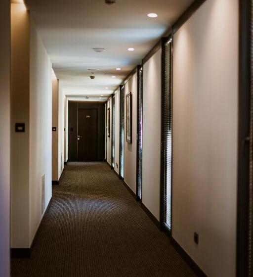 جناح, Privilege Hotel & Spa