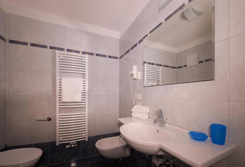 آپارتمان 2 خوابه, Appartamenti Villa Olympia