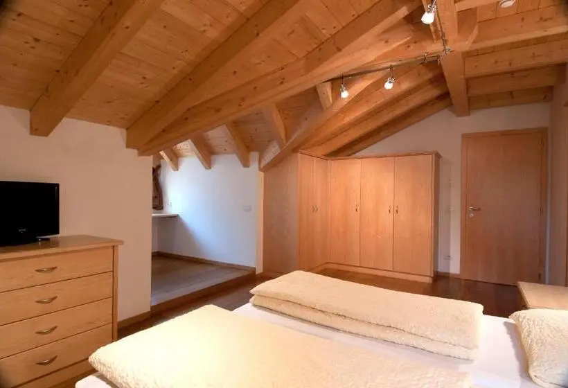 آپارتمان 2 خوابه با بالکن, Appartamenti Villa Olympia