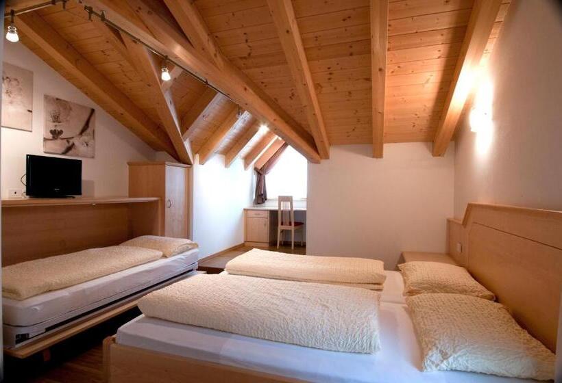 آپارتمان 2 خوابه با بالکن, Appartamenti Villa Olympia