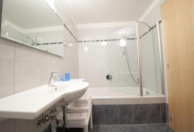 Апартаменты 2 Спальни с Балконом, Appartamenti Villa Olympia