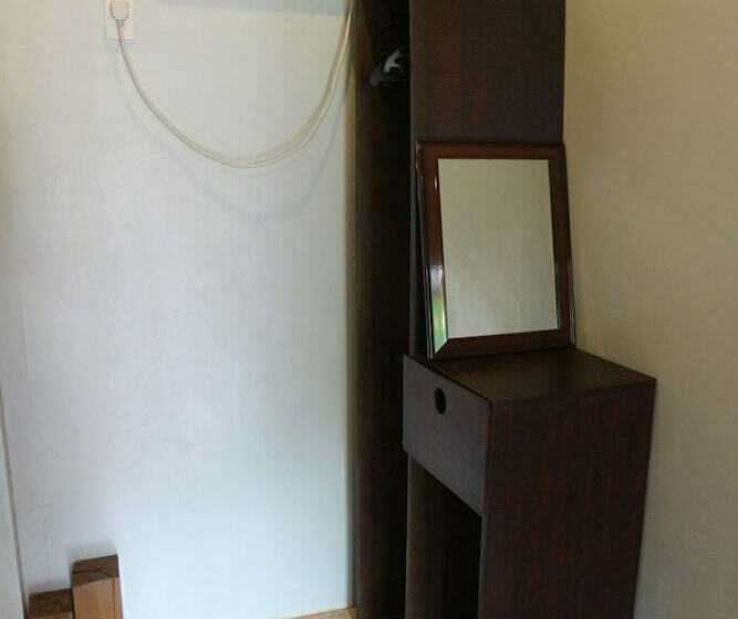 اتاق استاندارد چهار تخته, Uyang Bed And Breakfast