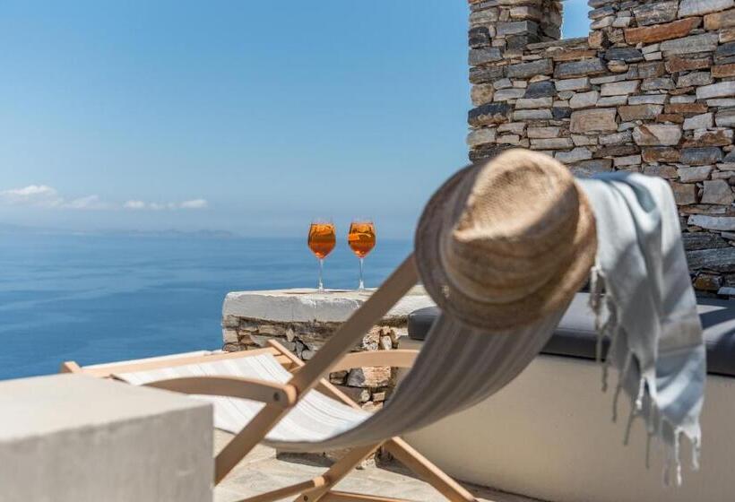 חדר סטנדרט נוף לים עם מרפסת, Verina Astra