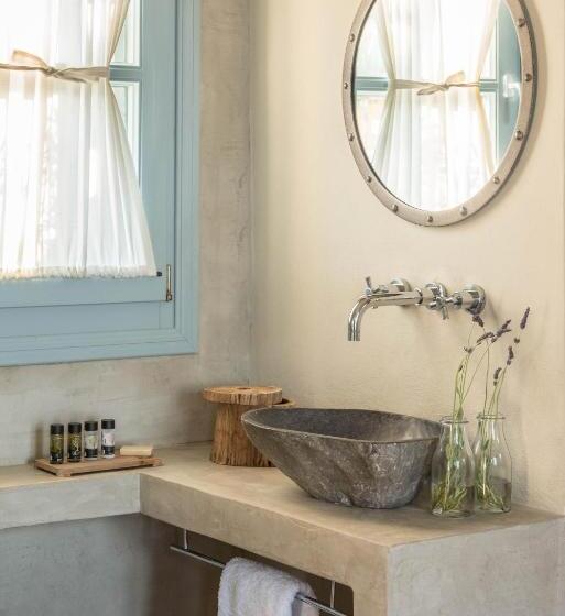 חדר סטנדרט נוף לים עם מרפסת, Verina Astra