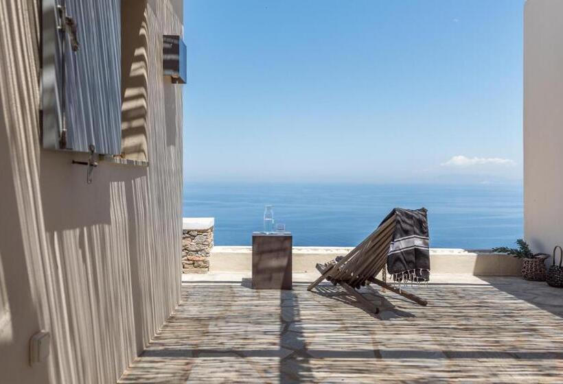 סוויטת ג'וניור נוף לים, Verina Astra