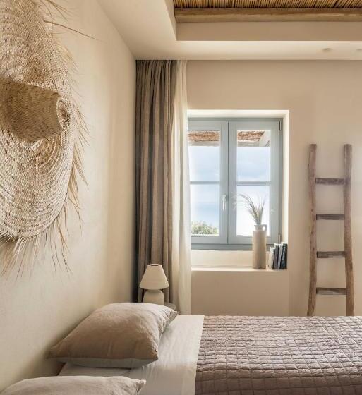 סוויטת 2 חדרי שינה, Verina Astra