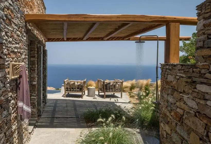 Suite with Pool, Verina Astra